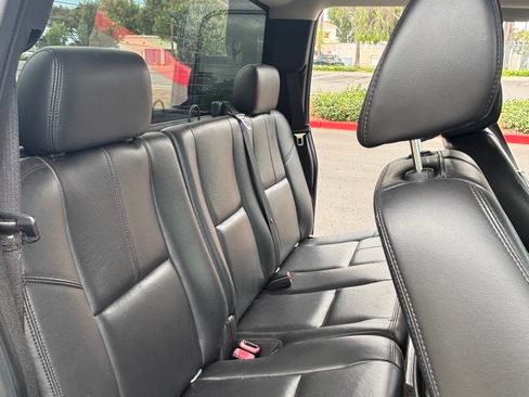 Used 2007 Chevrolet Silverado 1500 LT w/ 1LT Convenience Package AWD/4WD image 10