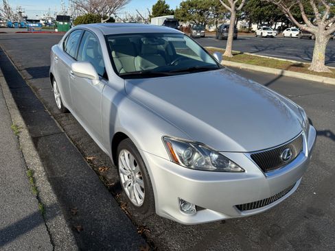 Used 2008 Lexus IS 250 250 Sport Sedan 4D w/ Luxury Pkg image 2