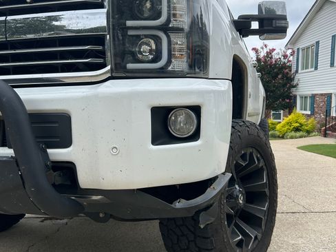 Used 2015 Chevrolet Silverado 2500 High Country w/ Duramax Plus Package image 27