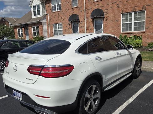 Used 2018 Mercedes-Benz GLC 300 4MATIC Coupe image 1