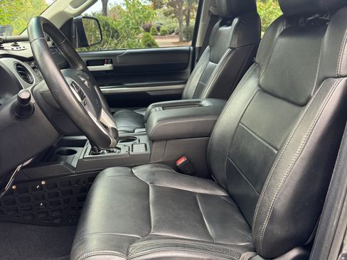 Used 2014 Toyota Tundra Limited w/ Limited Premium Package AWD/4WD image 23