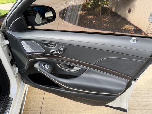 Used 2015 Mercedes-Benz S 63 AMG 4MATIC Sedan image 15