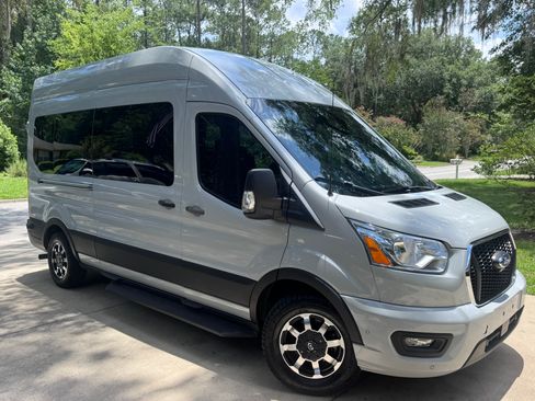Used 2021 Ford Transit 350 XLT RWD image 8