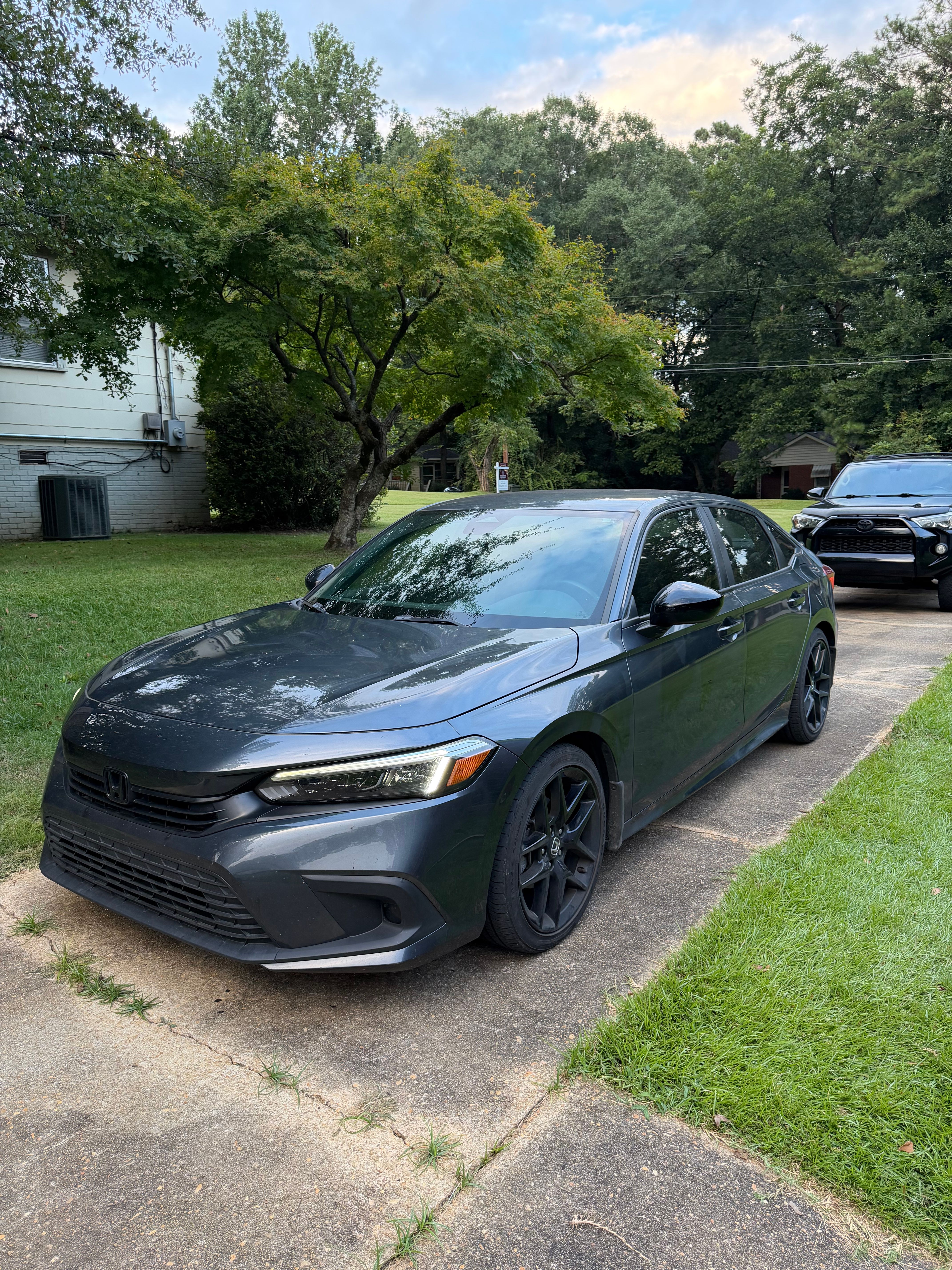 Used 2024 Honda Civic Sport image 1
