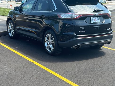 Used 2018 Ford Edge Titanium w/ Technology Package FWD image 6