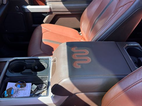 Used 2019 Ford F250 King Ranch w/ King Ranch Ultimate Package image 10