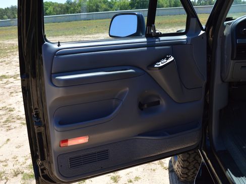 Used 1995 Ford Bronco image 13