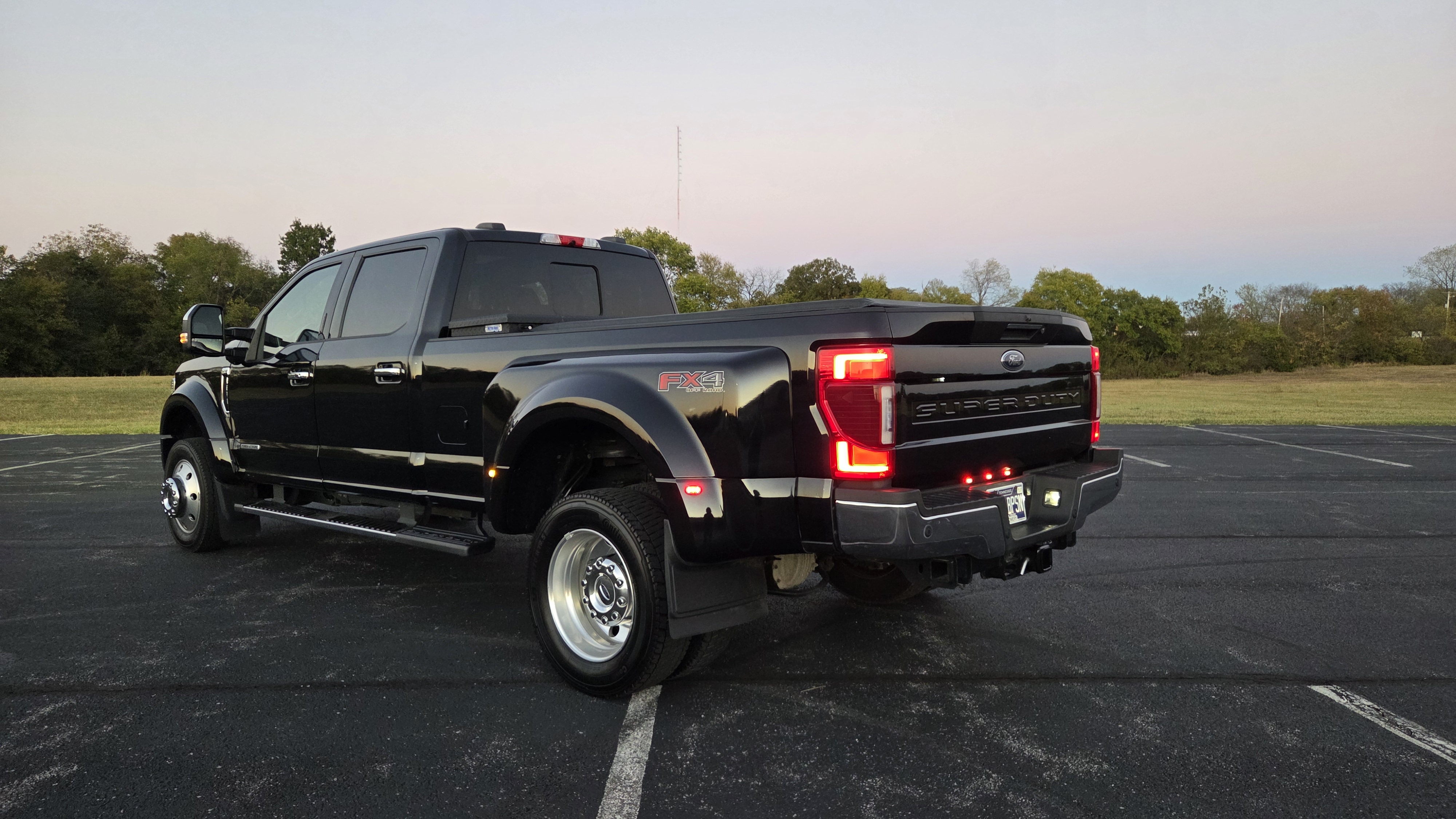 Used 2021 Ford F450 Lariat w/ Lariat Ultimate Package AWD/4WD image 12