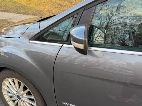 Used 2013 Ford C-MAX SEL image 12