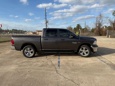 Used 2019 RAM 1500 Lone Star image 5