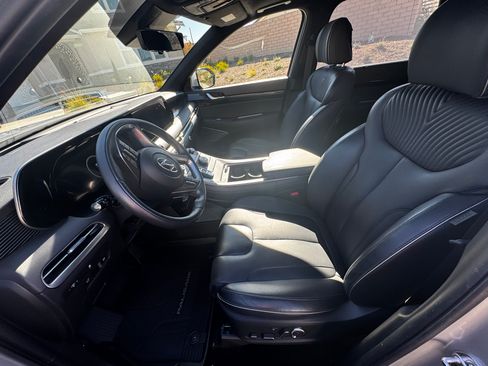 Used 2023 Hyundai Palisade Calligraphy w/ Winter Package image 5