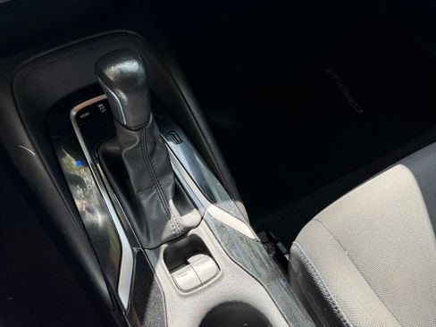Used 2020 Toyota Corolla SE w/ Carpet Mat Package (TMS) FWD image 8