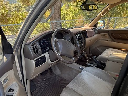 Used 2000 Toyota Land Cruiser image 5