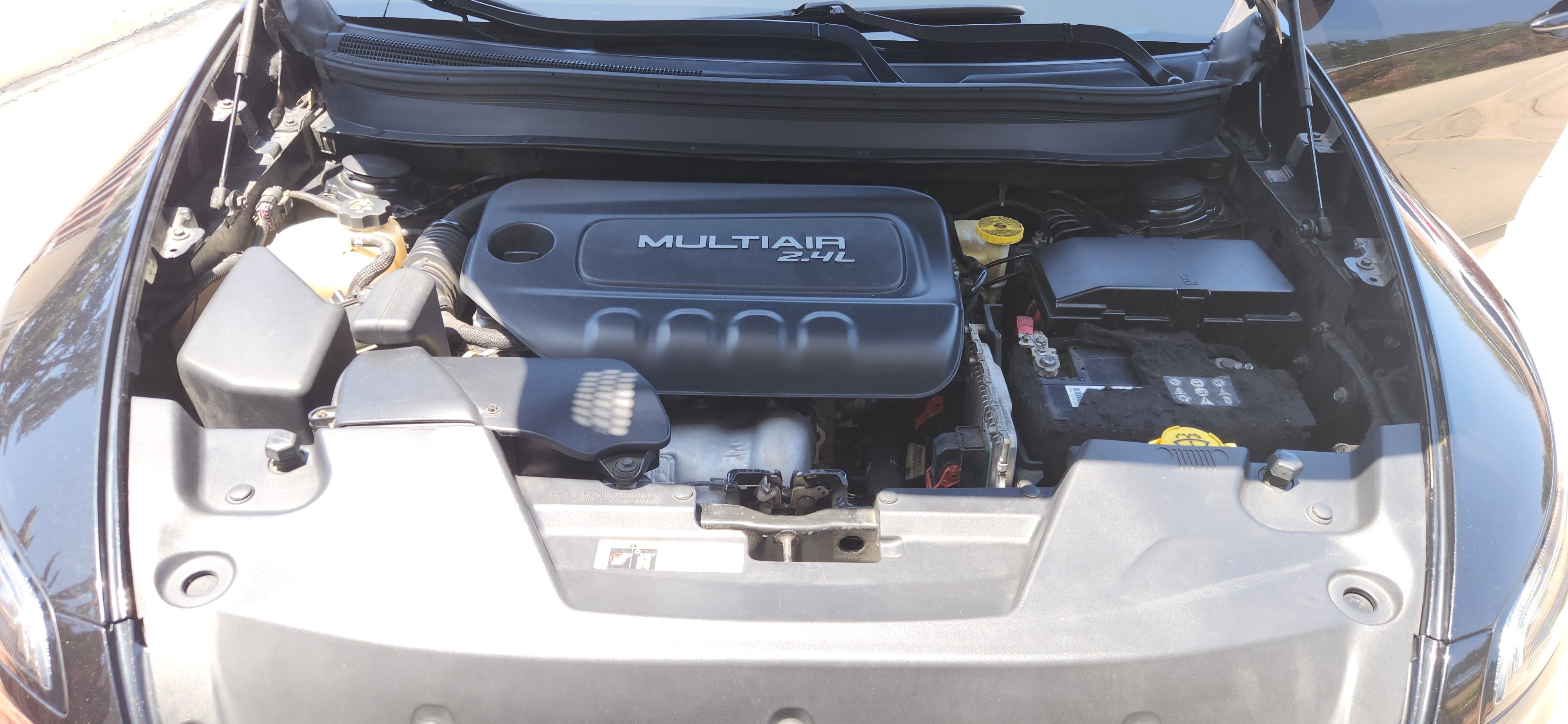 Used 2016 Jeep Cherokee Latitude FWD image 12