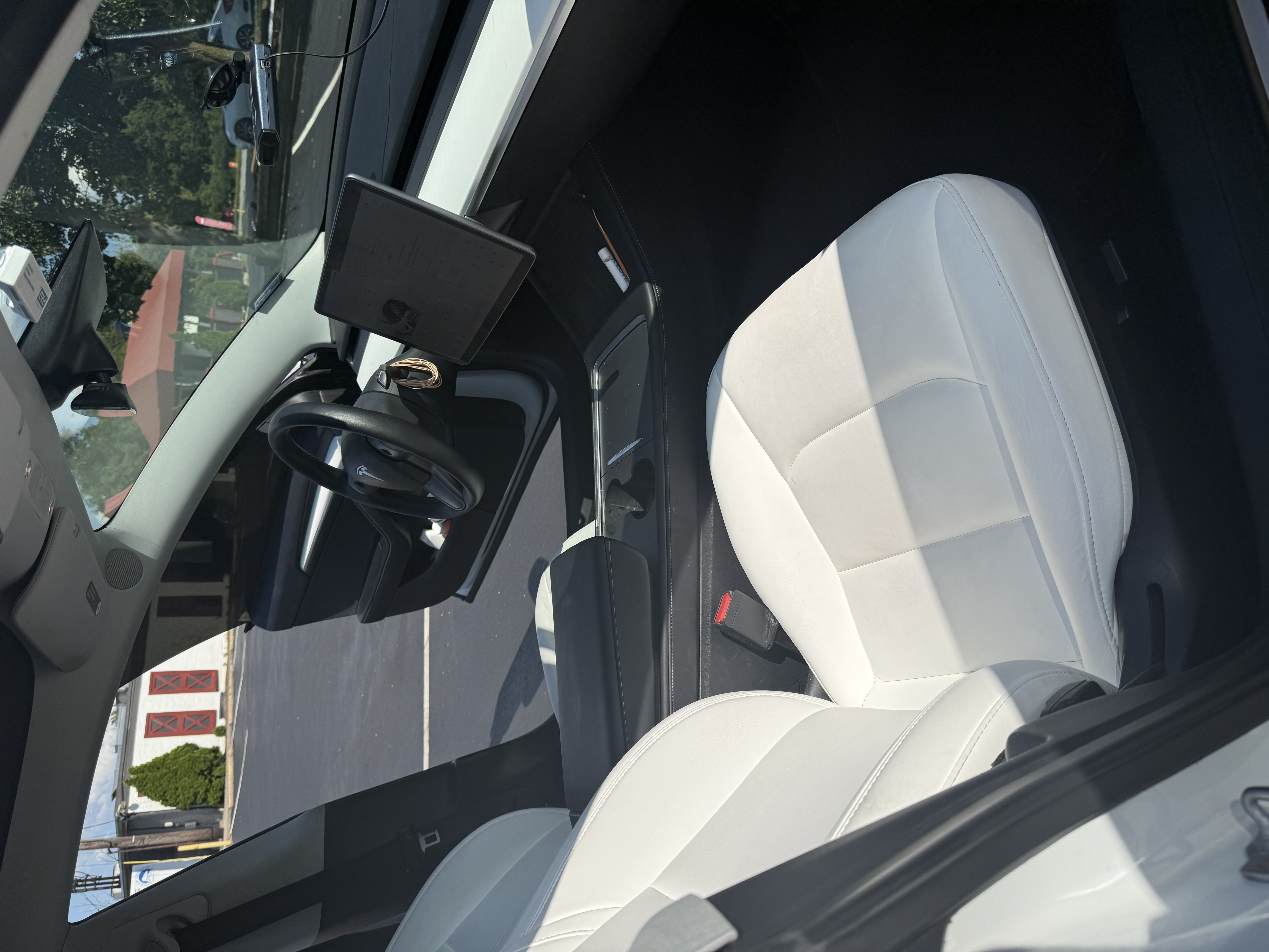 Used 2022 Tesla Model 3 Long Range AWD/4WD image 8
