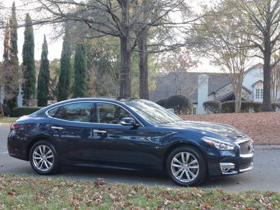 Used 2015 INFINITI Q70 3.7