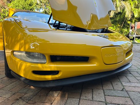 Used 2003 Chevrolet Corvette Convertible w/ Preferred Equipment Group1 image 4
