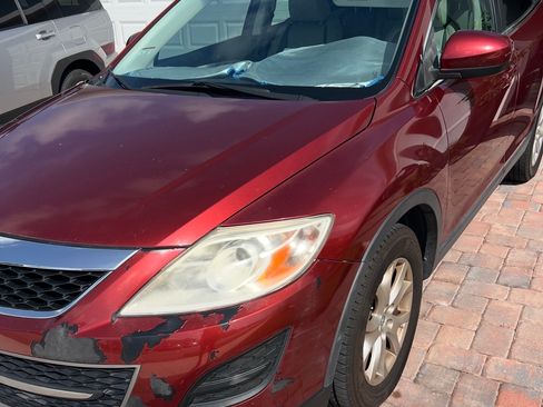 Used 2011 MAZDA CX-9 Touring w/ Moonroof & Bose Audio Pkg FWD image 21
