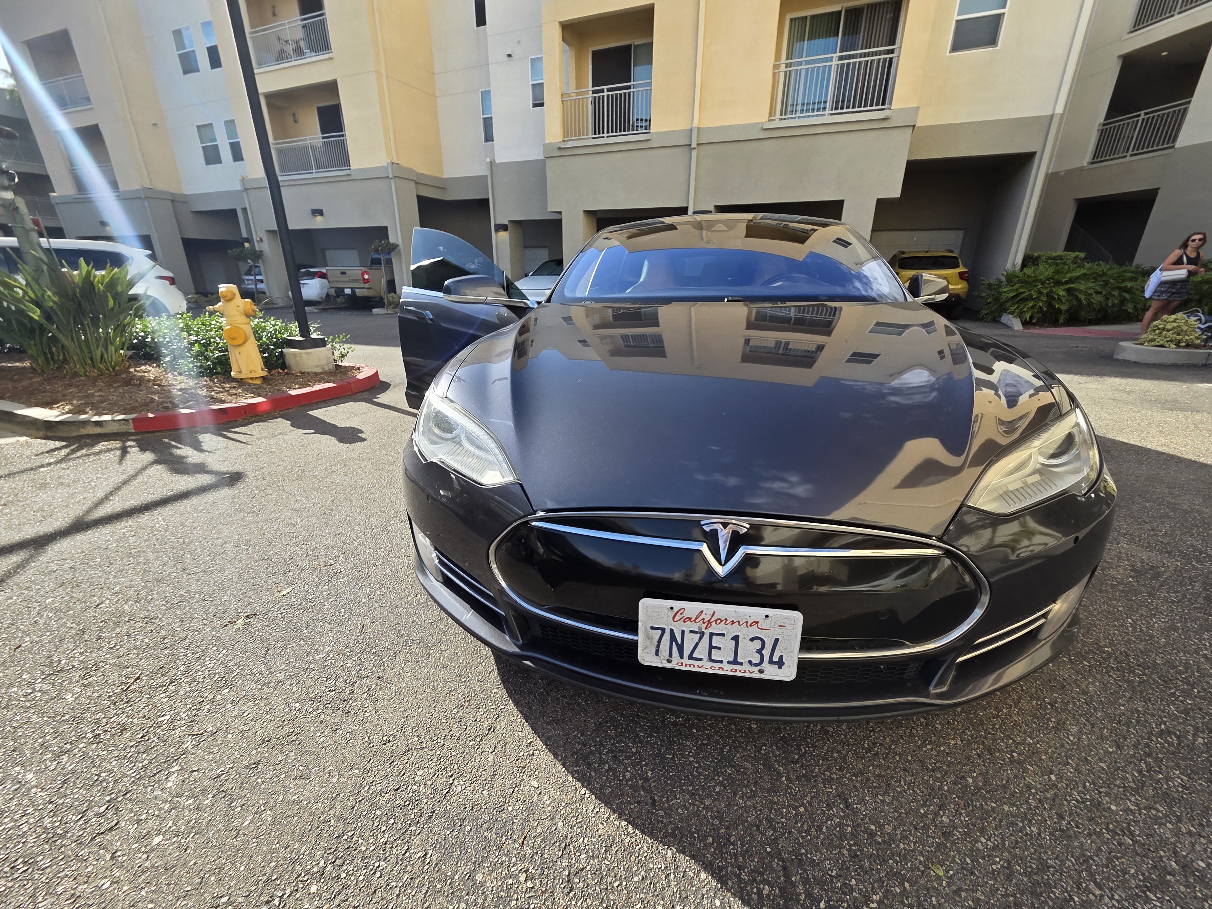 Used 2015 Tesla Model S 70D AWD/4WD image 6
