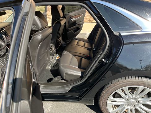 Used 2019 Cadillac XTS Luxury image 6