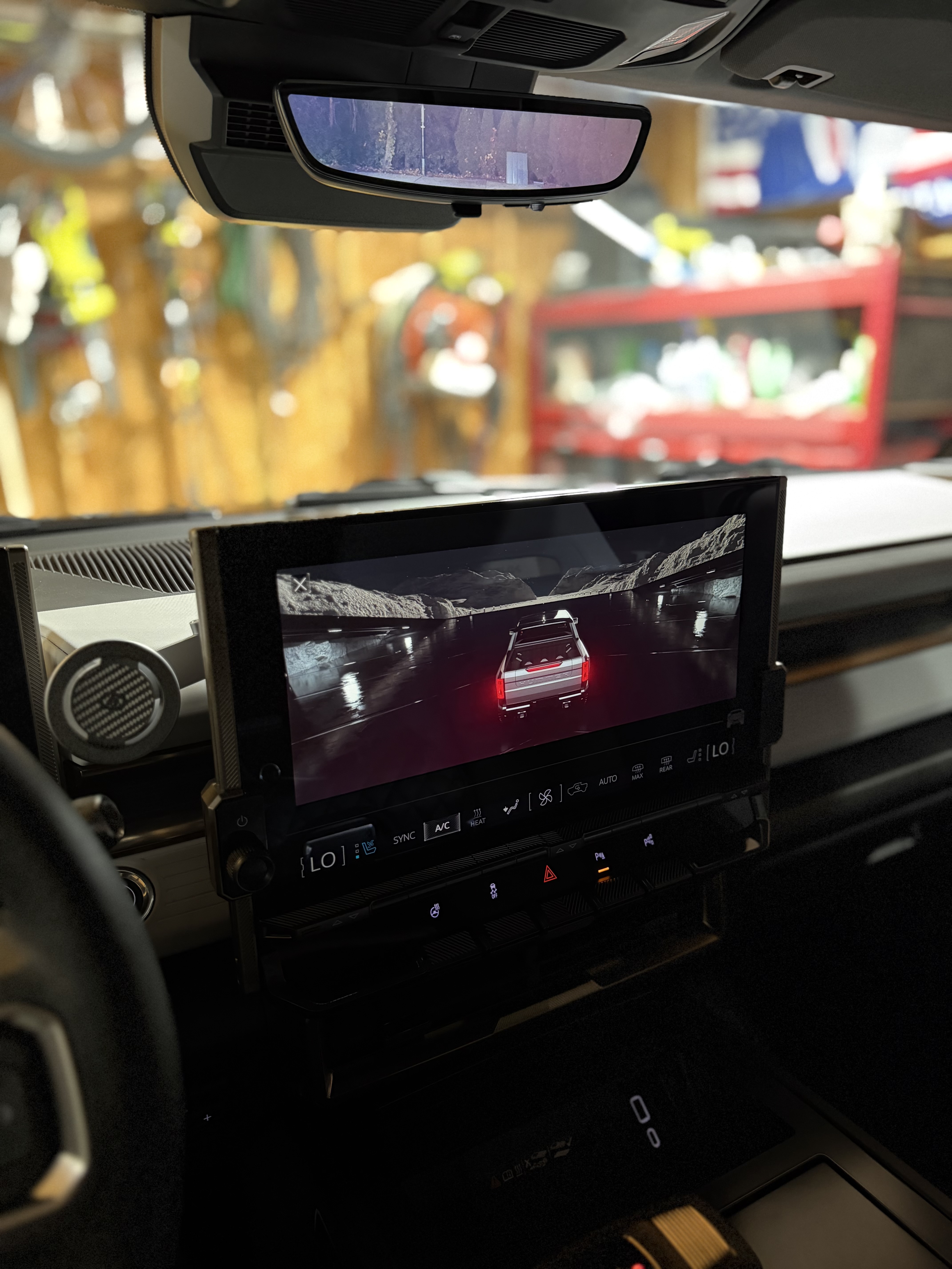 Used 2025 GMC Hummer EV 3X AWD/4WD image 18