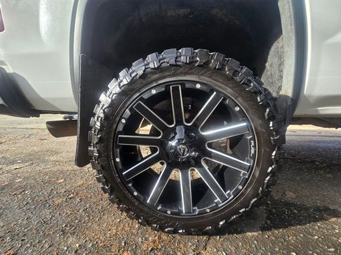 Used 2018 GMC Sierra 2500 SLT image 23