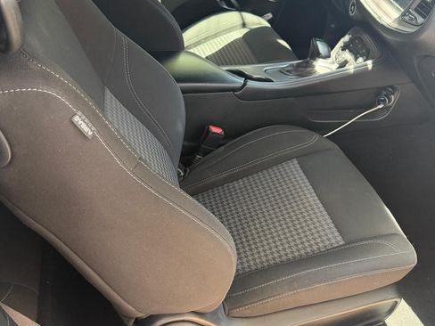 Used 2023 Dodge Challenger SXT RWD image 12