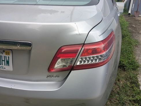 Used 2010 Toyota Camry XLE image 15