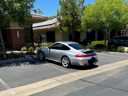 Used 2002 Porsche 911 Carrera 4S image 4