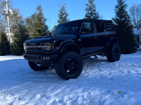 Used 2023 Ford Bronco Outer Banks image 8