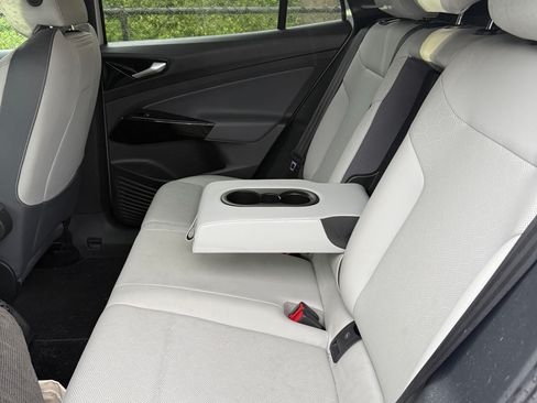 Used 2021 Volkswagen ID.4 Pro S w/ ID.4 Protection Package image 14