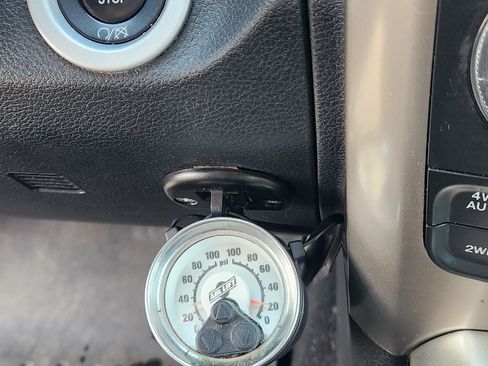 Used 2018 RAM 1500 Laramie w/ Convenience Group image 17