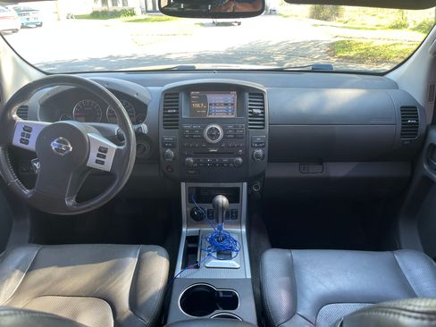Used 2012 Nissan Pathfinder Silver image 10