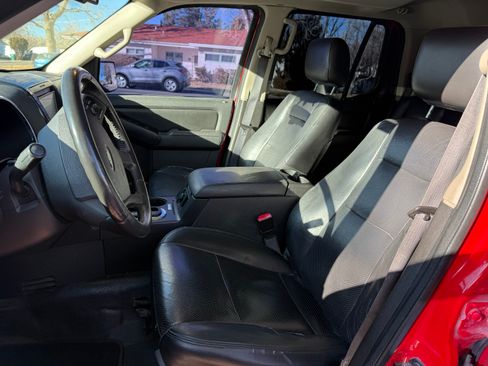 Used 2008 Ford Explorer Sport Trac Adrenalin image 11