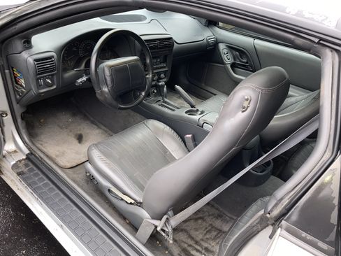 Used 1997 Chevrolet Camaro Z28 w/ Preferred Equipment Group 2 image 6