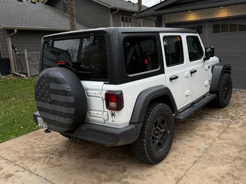 Used 2021 Jeep Wrangler Unlimited Sport image 10