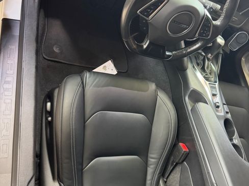 Used 2020 Chevrolet Camaro LT image 12