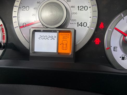 Used 2011 Honda Pilot EX-L image 24