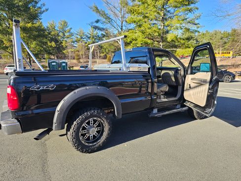Used 2010 Ford F250 XLT image 10