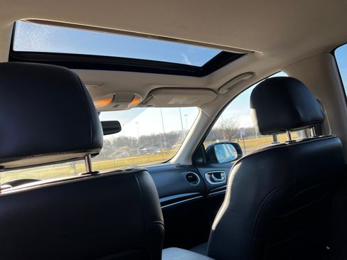 Used 2018 INFINITI QX60 Luxe image 15