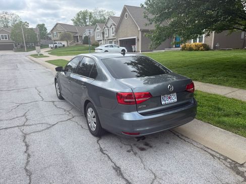 Used 2015 Volkswagen Jetta S FWD image 1