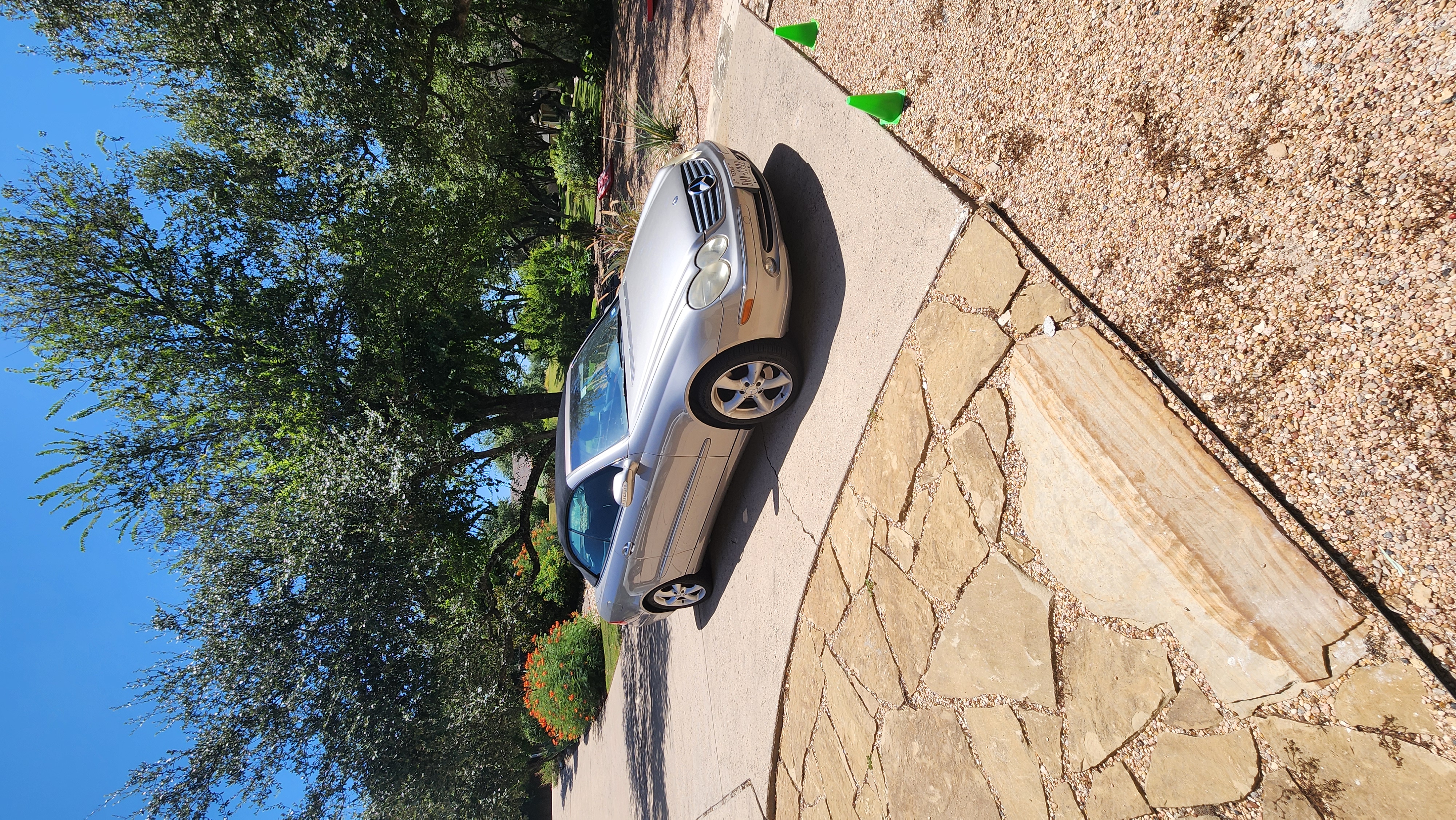 Used 2005 Mercedes-Benz CLK 320 Cabriolet image 2