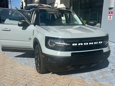 Used 2021 Ford Bronco Sport Outer Banks image 9