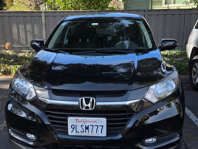 Used 2017 Honda HR-V EX