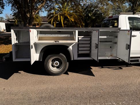 Used 2021 Chevrolet Silverado 3500 W/T w/ WT Fleet Convenience Package image 10