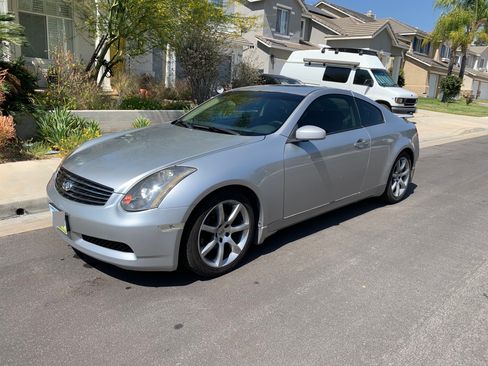 Used 2004 INFINITI G35 Coupe w/ Premium Pkg image 10