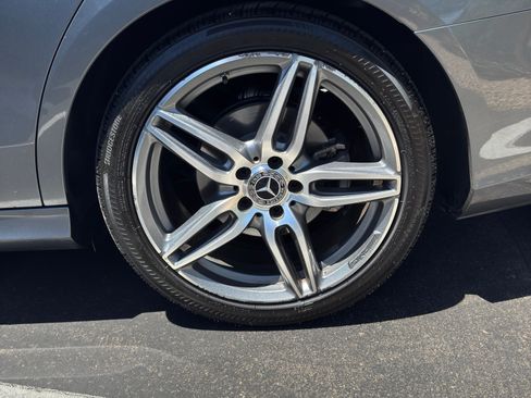 Used 2018 Mercedes-Benz E 300 image 23