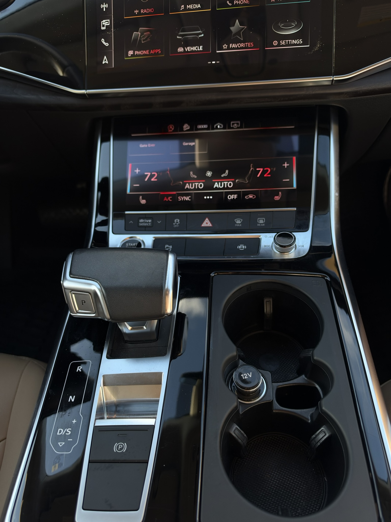 Used 2021 Audi Q8 Premium w/ Convenience Package AWD/4WD image 20