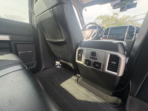 Used 2019 Ford F250 Lariat w/ Lariat Ultimate Package image 23