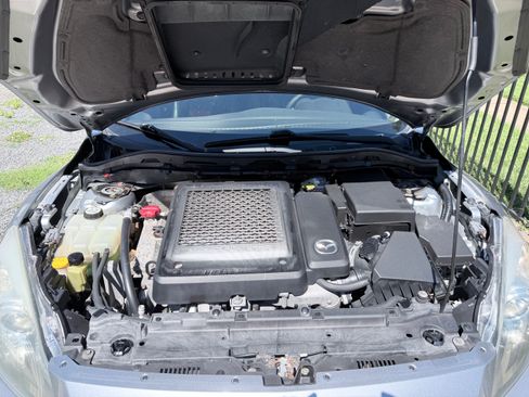 Used 2013 MAZDA MAZDA3 Touring w/ Mazdaspeed Tech Pkg FWD image 6